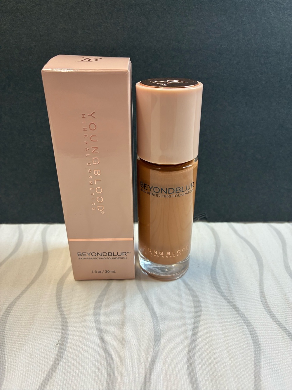 PreOwned BeyondBlur Liquid Foundation